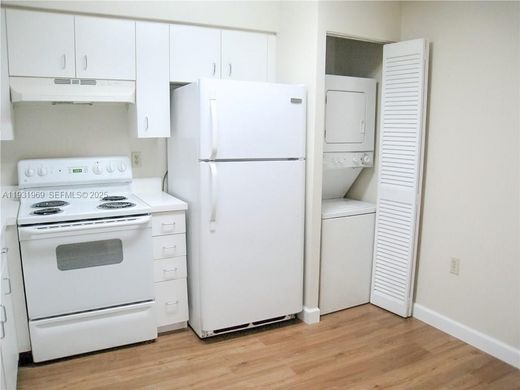 Wohnkomplexe in West Palm Beach, Palm Beach County