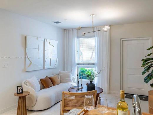 Dania Beach, Broward Countyのアパートメント・コンプレックス