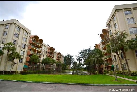 Complexos residenciais - Miami, Miami-Dade County
