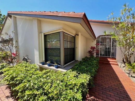 Villa in Deerfield Beach, Broward County