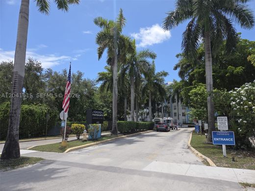 Residential complexes in Miami, Miami-Dade