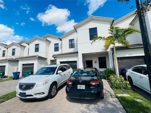 Townhouse - Miami, Miami-Dade County