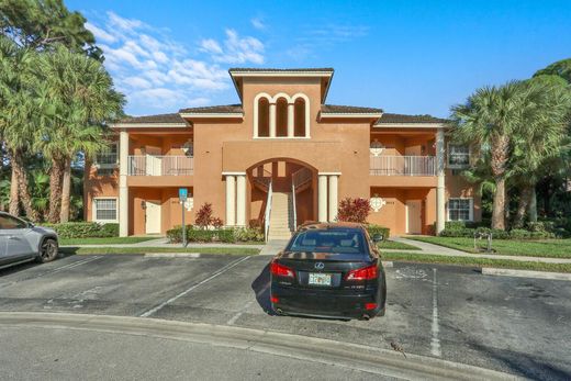 Residential complexes in Port Saint Lucie, Saint Lucie County