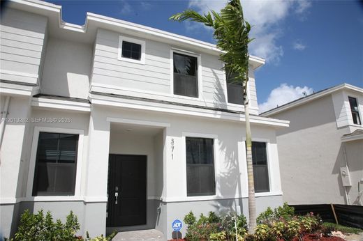 Townhouse in Florida City, Miami-Dade