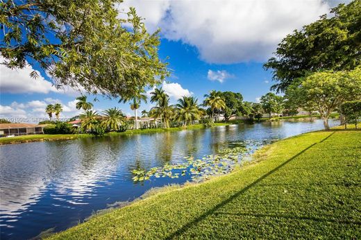 Villa in Weston, Broward County