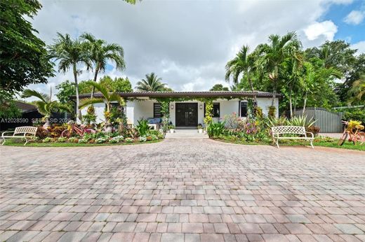 Villa in North Miami, Miami-Dade