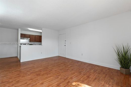 Residential complexes in Miami, Miami-Dade