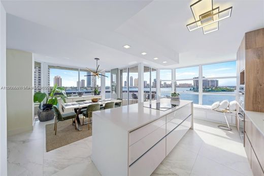 Complexes résidentiels à Aventura, Comté de Miami-Dade