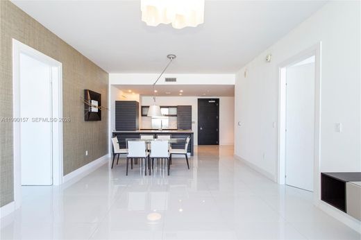 Complesso residenziale a Miami, Miami-Dade County