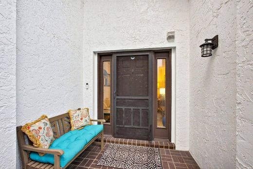 Jupiter, Palm Beach Countyのアパートメント・コンプレックス