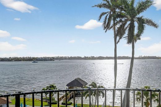 Wohnkomplexe in Hypoluxo, Palm Beach County