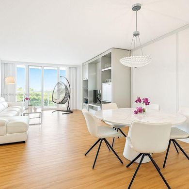 公寓楼  Sunny Isles Beach, Miami-Dade County