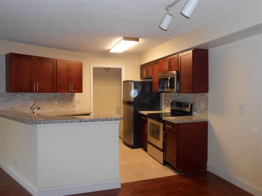 Residential complexes in Sunrise, Broward County