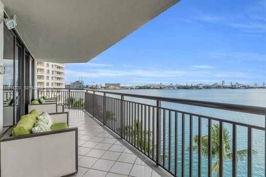 Edificio en Miami, Miami-Dade County