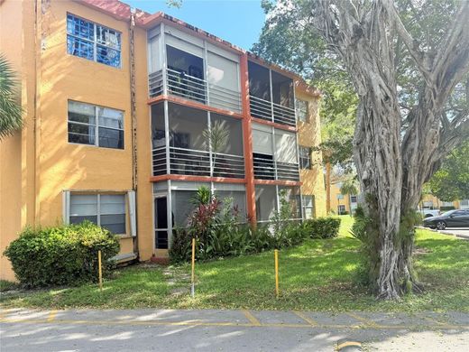 公寓楼  Pompano Beach Highlands, Broward County