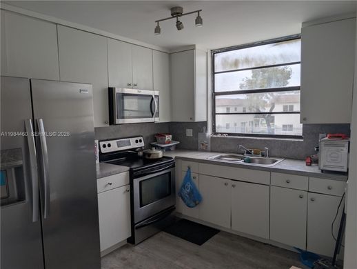 Komplex apartman Lauderhill, Broward County