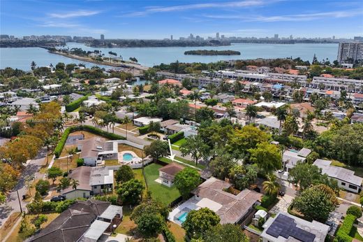 Villa en North Miami, Miami-Dade County