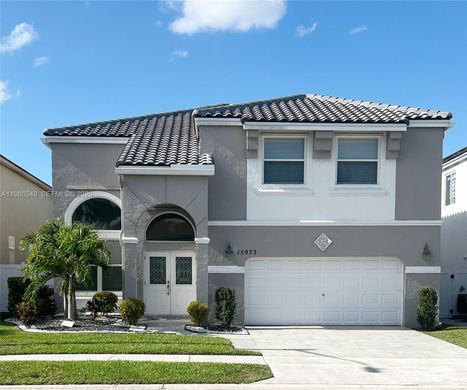 Villa in Pembroke Pines, Broward County