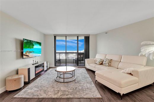Residential complexes in Aventura, Miami-Dade