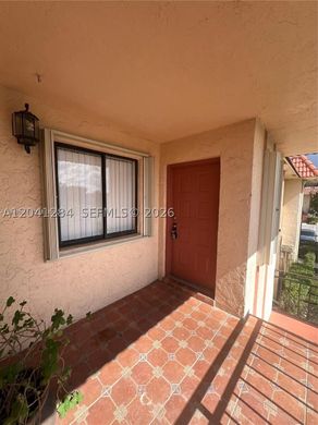 Komplex apartman Weston, Broward County