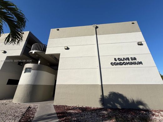 Complexes résidentiels à Hialeah, Comté de Miami-Dade