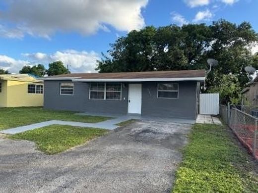 Villa - Miramar, Broward County