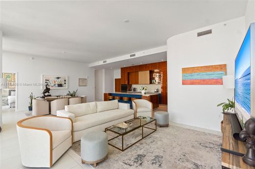 ‏בניין ב  מיאמי, Miami-Dade County