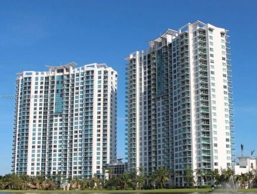 Residential complexes in Sunrise, Broward County