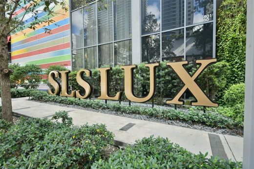 Kamienica w Miami, Miami-Dade County