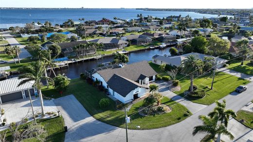 Villa in Cape Coral, Lee County