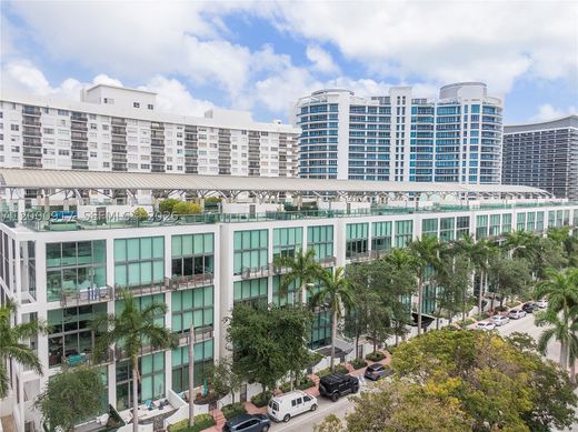 Complexes résidentiels à Miami Beach, Comté de Miami-Dade