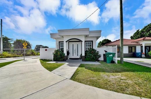 Villa in Miami, Miami-Dade