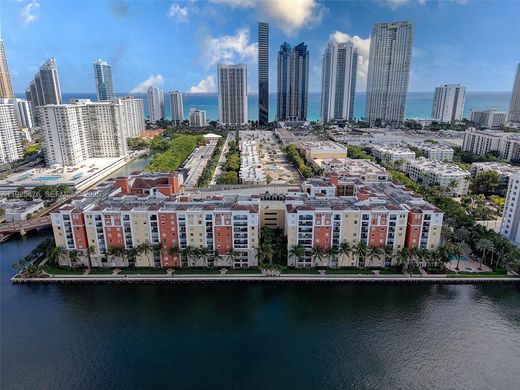 Kamienica w Sunny Isles Beach, Miami-Dade County
