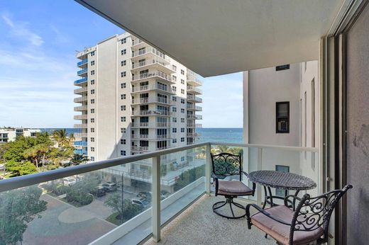 Residential complexes in Pompano Beach, Broward County