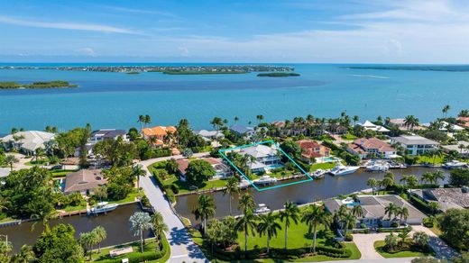 Villa in Sewall's Point, Martin County