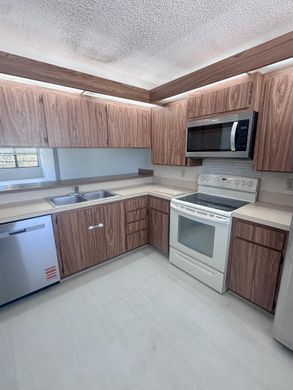 Wohnkomplexe in West Palm Beach, Palm Beach County