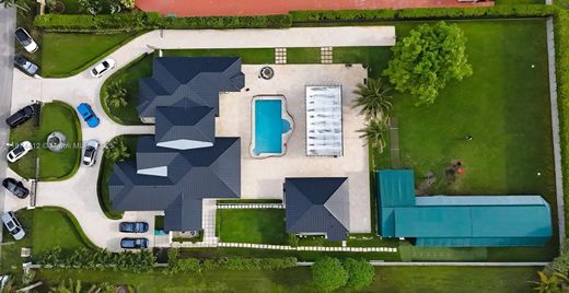 Villa in Miami Terrace Mobile Home, Miami-Dade County