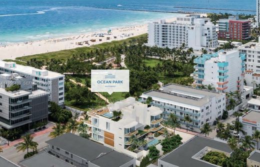 Residential complexes in Miami Beach, Miami-Dade