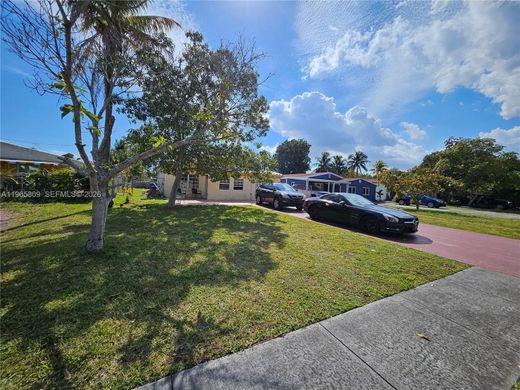 Villa in North Miami Beach, Miami-Dade County