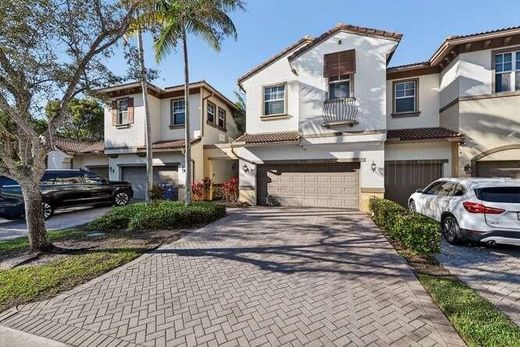 Townhouse in Coral Springs, Broward County