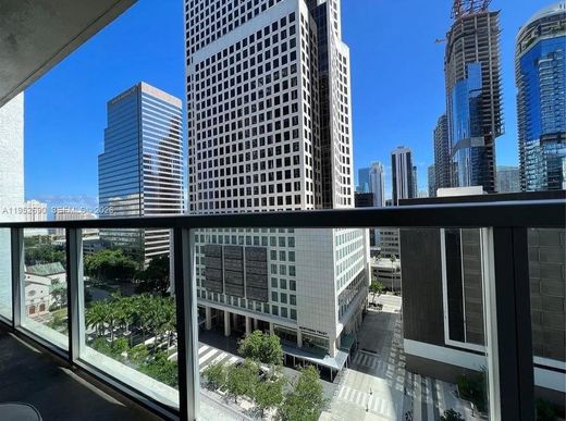 Complesso residenziale a Miami, Miami-Dade County