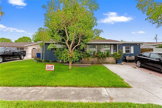 Villa in Cooper City, Broward County
