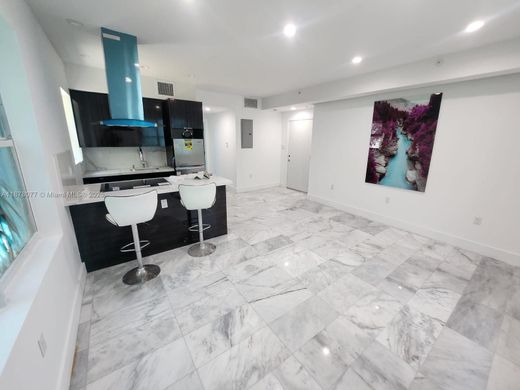 مجمع شقق ﻓﻲ Miami Beach, Miami-Dade County