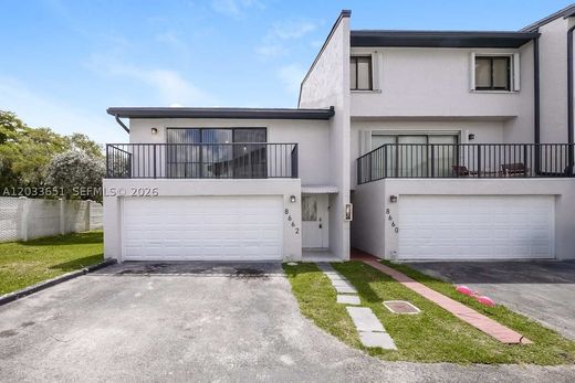 Townhouse in Miami, Miami-Dade