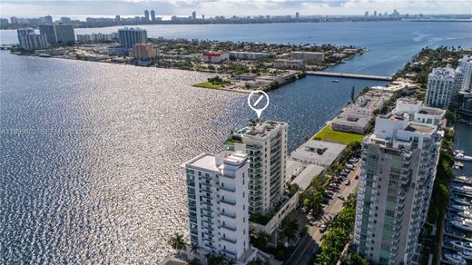 Жилой комплекс, North Bay Village, Miami-Dade County