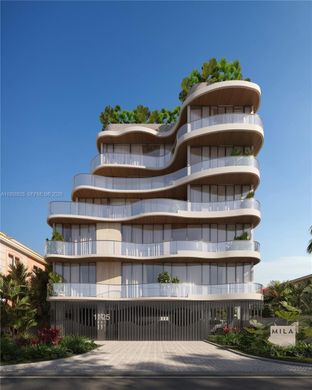 Residential complexes in Bay Harbor Islands, Miami-Dade