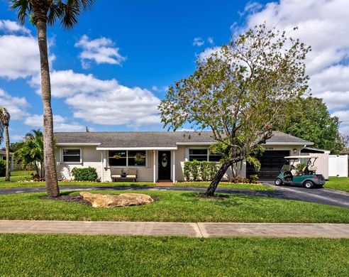 Villa - Greenacres City, Palm Beach County