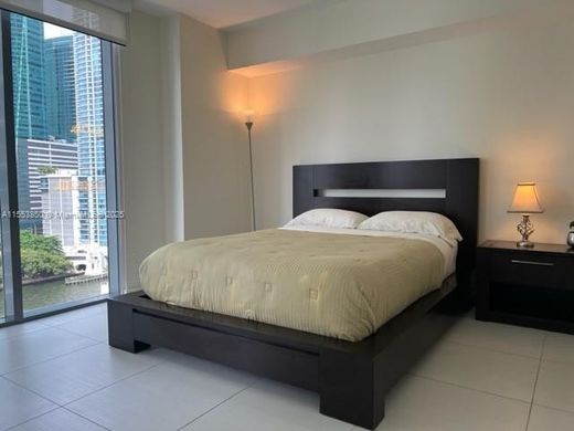 Жилой комплекс, Майами, Miami-Dade County