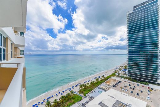 Жилой комплекс, Hallandale Beach, Broward County