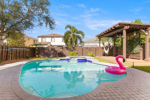 Villa in Pembroke Pines, Broward County